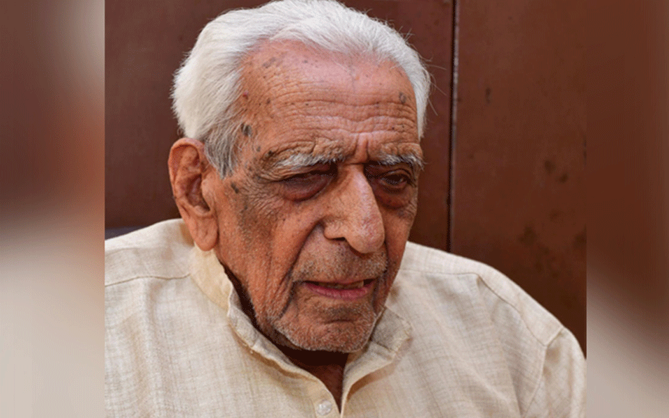 Shut down ashram, carry out impartial investigation: HS Doreswamy