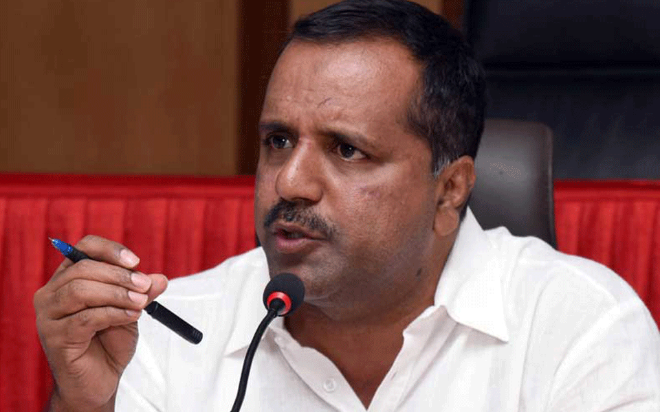 Housing Scheme; Beneficiaries having financial problem will get funds from coop banks: UT Khader