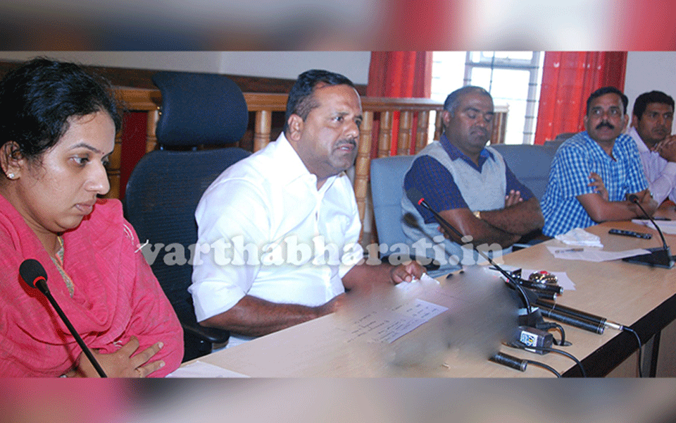 42 acre land identified to rehabilitate Kodagu distressed people: UT Khader