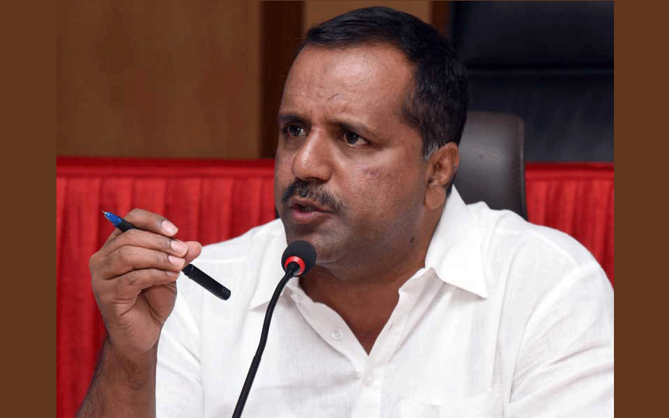 Deposit Rs 50k and get  Housing Board site : U T Khader