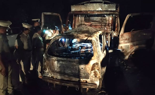 Car driver burnt alive in fire that engulfed his car after collision with truck in Chamarajnagar