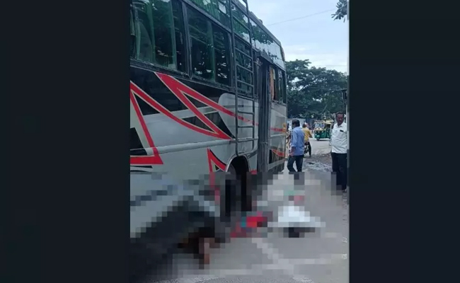 Private bus hits pedestrians in Kolar, one killed another critical