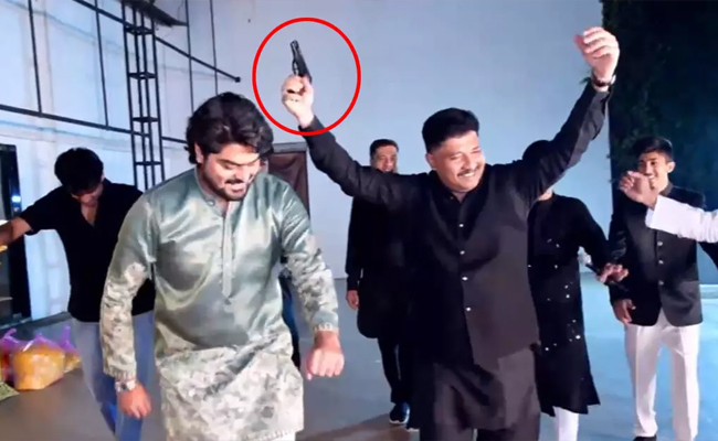 Cong leader courts trouble by making reel on 'Fa9la' song flaunting guns