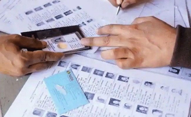 Private company in Bengaluru found selling bulk voter data to candidates in Karnataka Assembly polls