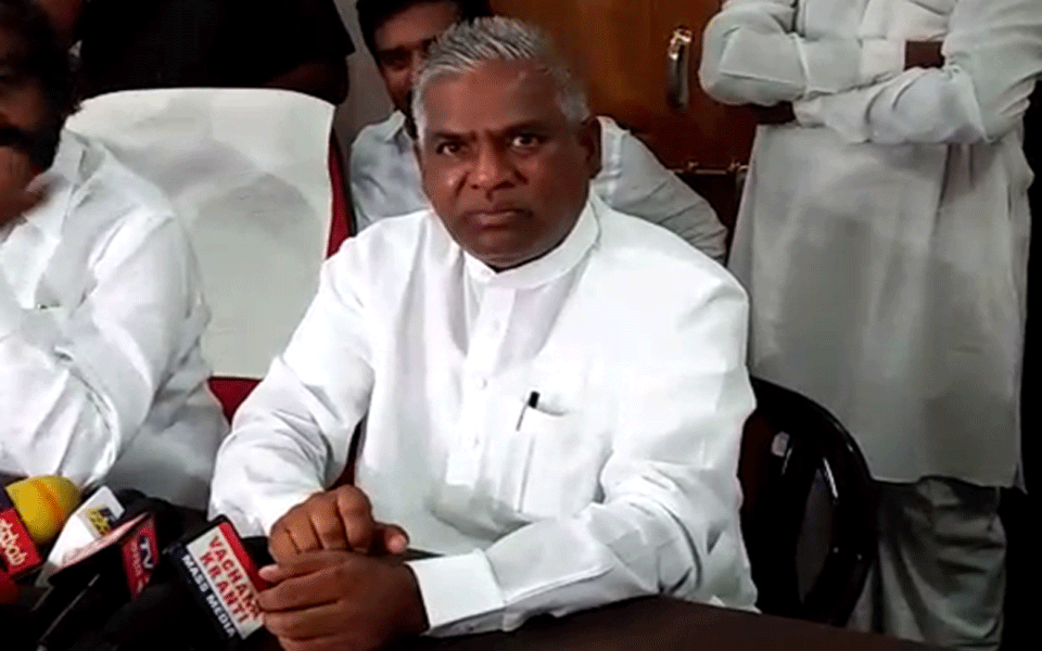 There will be no government If Siddaramaiah wishes: Congress MLA