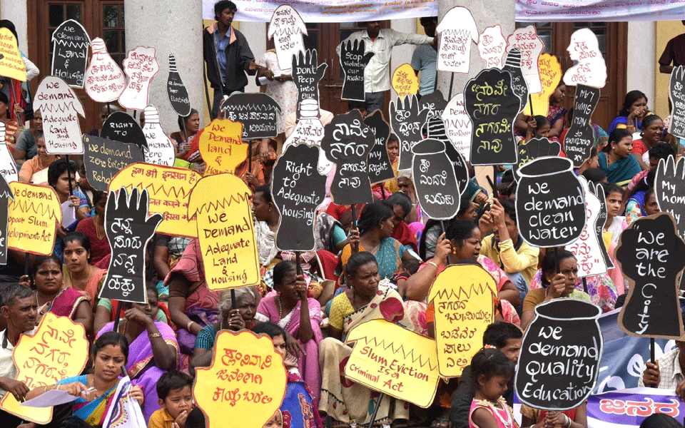 Slum members stage demonstration in Bengaluru
