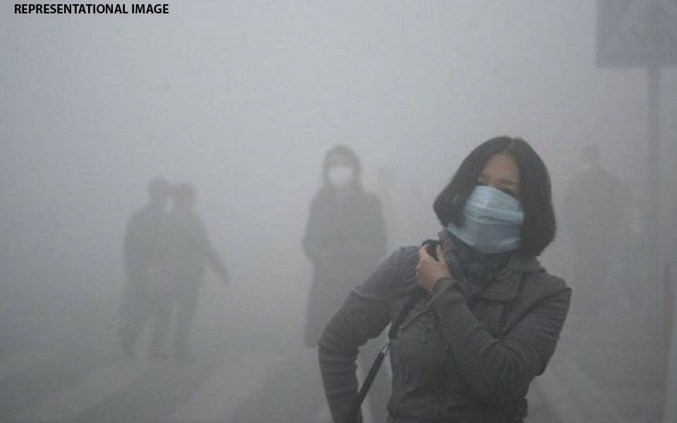 90% of world's population breathes badly polluted air: WHO