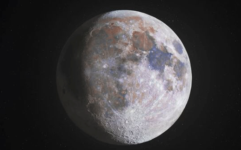Space photographer shares 778-megapixel images of moon and here’s how it looks