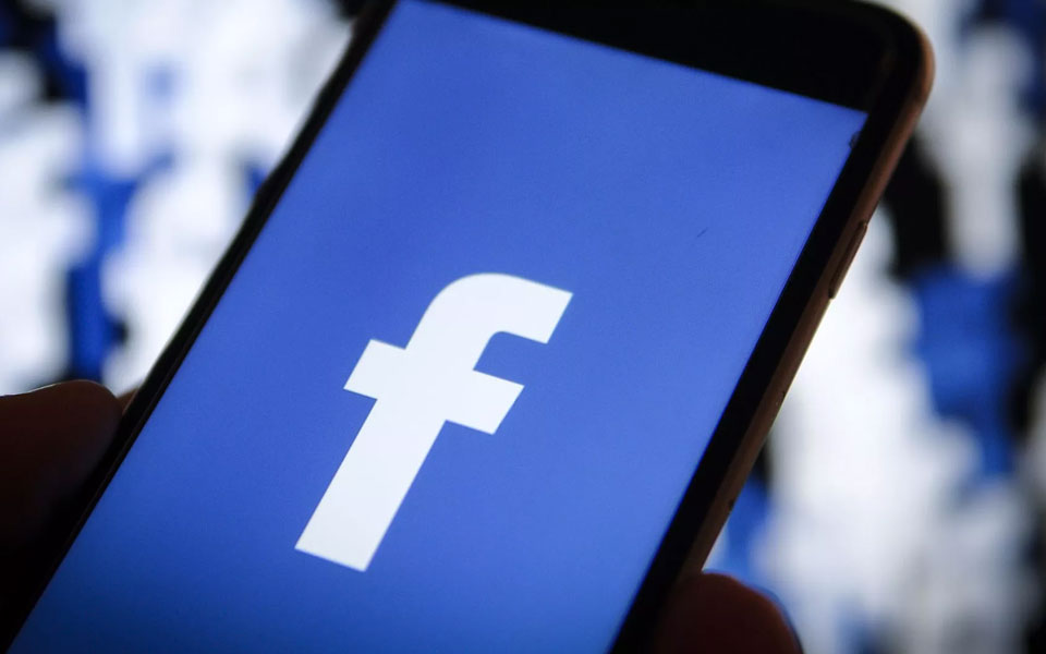 Bug made private posts of 14mn Facebook users public