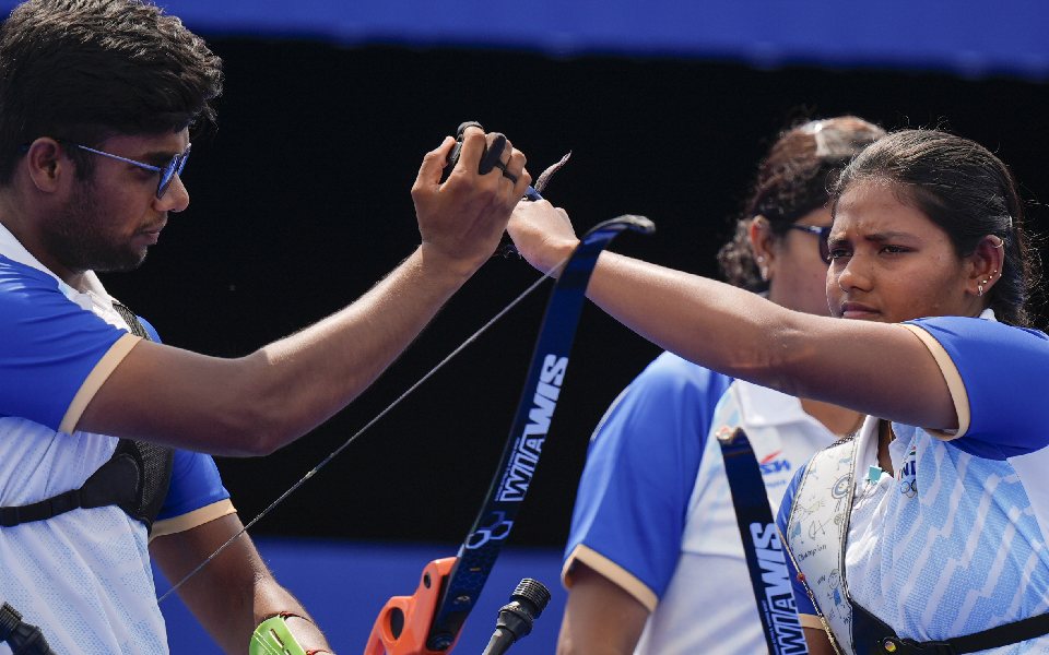 Indian mixed team archers lose semifinal, to play bronze medal playoff