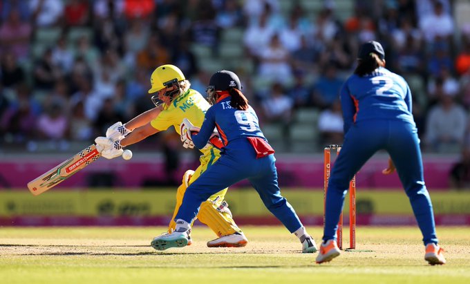 Australia set India 162-run target in CWG final