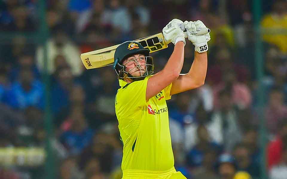 Green, David hit fifties to take Australia to 186/7 against India