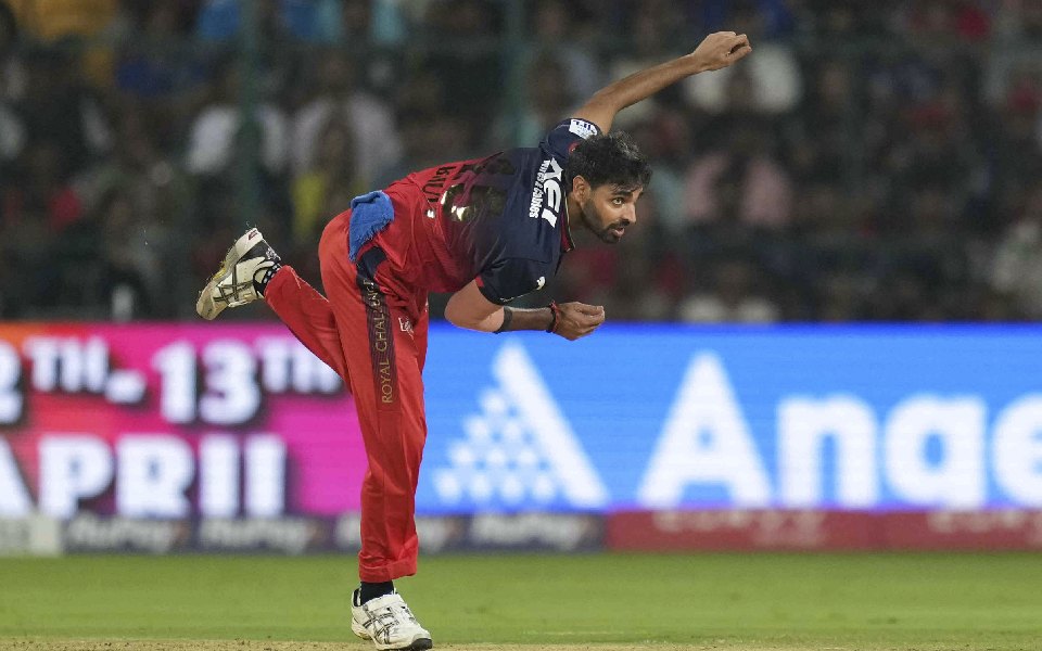 I forgot that I can use saliva, but will use it from now on: RCB's Bhuvneshwar Kumar