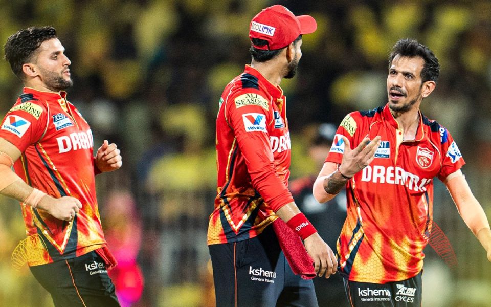 Sam Curran hits 88 but Chahal's hat-trick keeps Chennai Super Kings to 190 against Punjab Kings