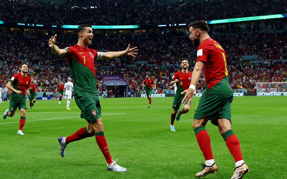 Portugal advances to last 16, beats Uruguay 2-0 at World Cup