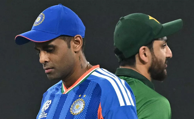 T20 World Cup: Surya doesn't shake hands with Salman as India continue with 'No Handshake Policy'