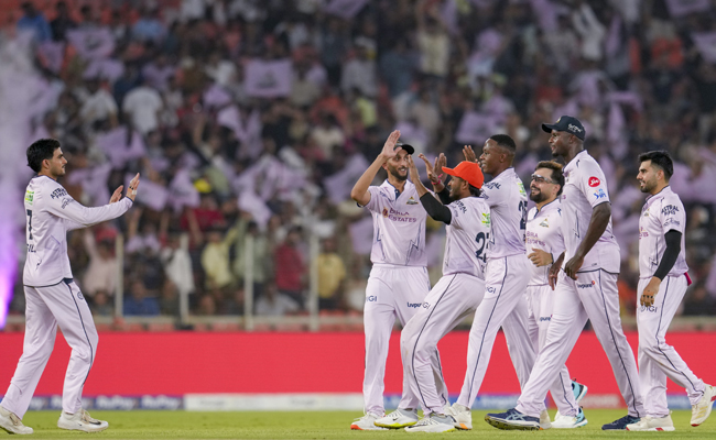 Gujarat Titans crush Sunrisers Hyderabad by 82 runs, climb to No.1 spot in IPL points table