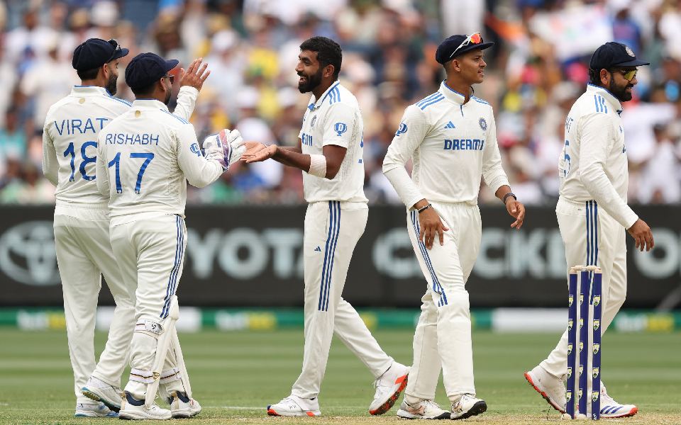 Bumrah keeps battle alive; Australia score 311/6 after impressive Konstas debut