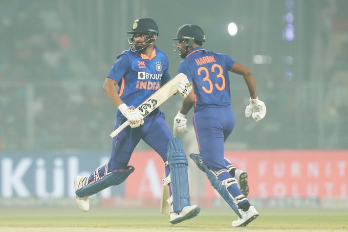 2nd ODI: KL Rahul anchors India's series-clinching win with unbeaten half-century