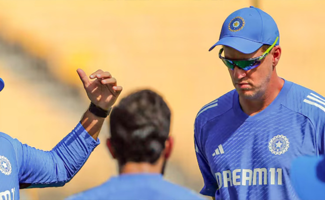After Gambhir's one-on-one chat session, Morkel says Abhishek "one good hit away" from finding form