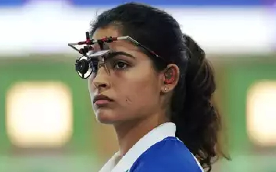 Manu Bhaker enters her first Olympic final; salvages India's underwhelming day in shooting