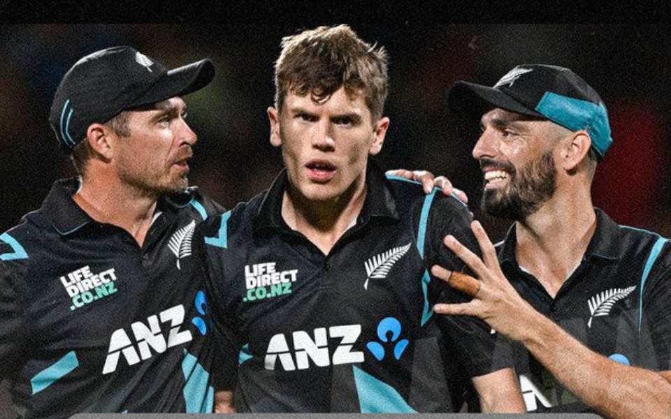 New Zealand beats Pakistan by 21 runs in 2nd T20, lead 5-match series 2-0