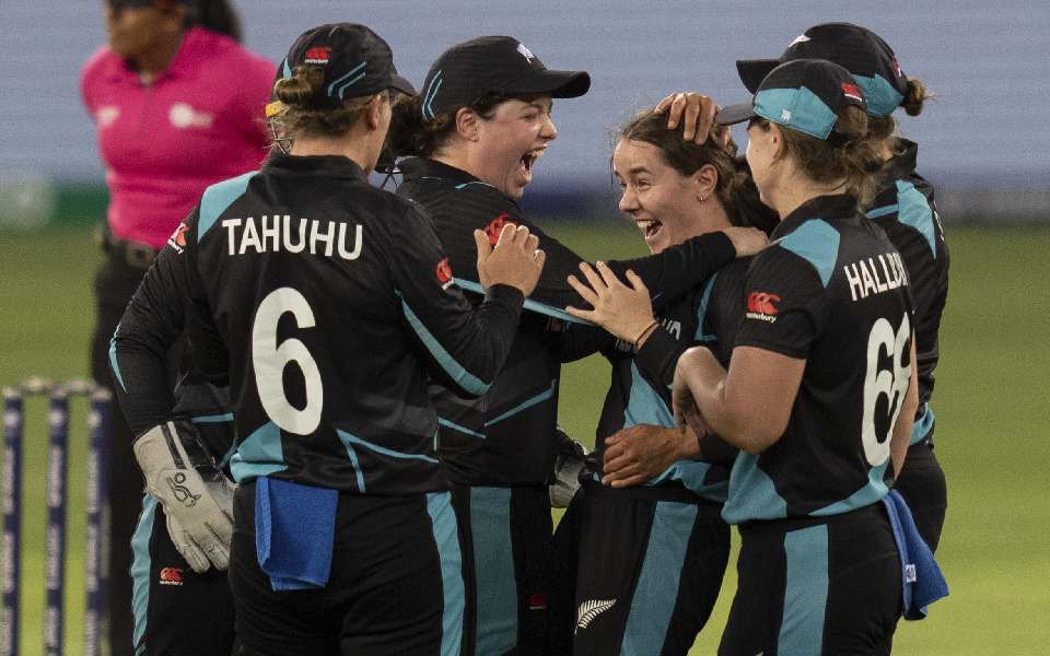 India eliminated from Women's T20 World Cup after NZ beat Pakistan to enter semifinals