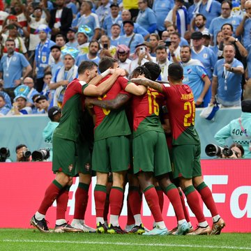 Portugal advances to last 16, beats Uruguay 2-0 at World Cup