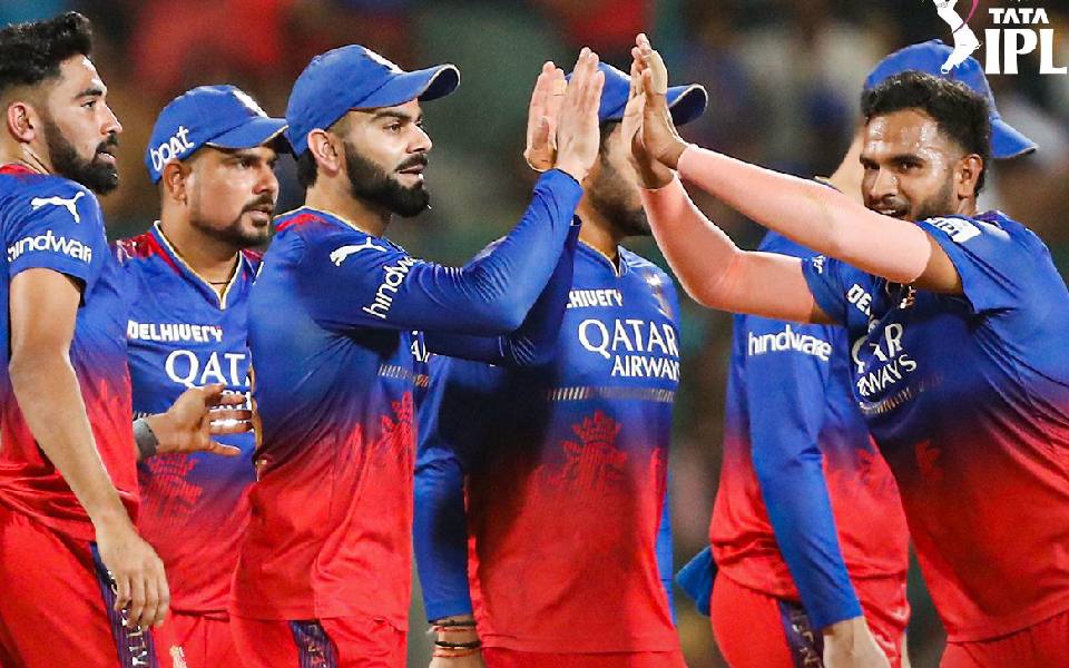 Spot-on RCB bowlers limit Gujarat Titans to below-par 147