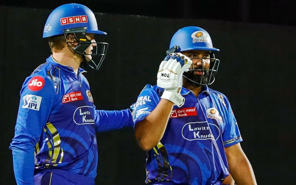 MI post challenging 217/2 against RR