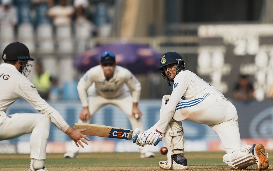 India 86/4 at stumps on day one of 3rd Test, trail New Zealand by 149 runs