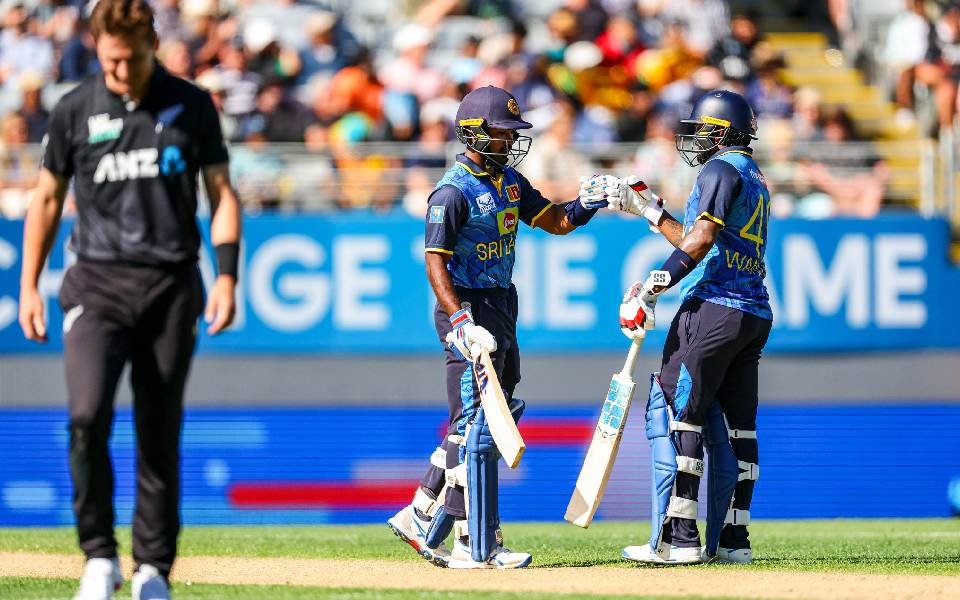 Sri Lanka beats New Zealand by 140 runs in the 3rd ODI but New Zealand wins series 2-1