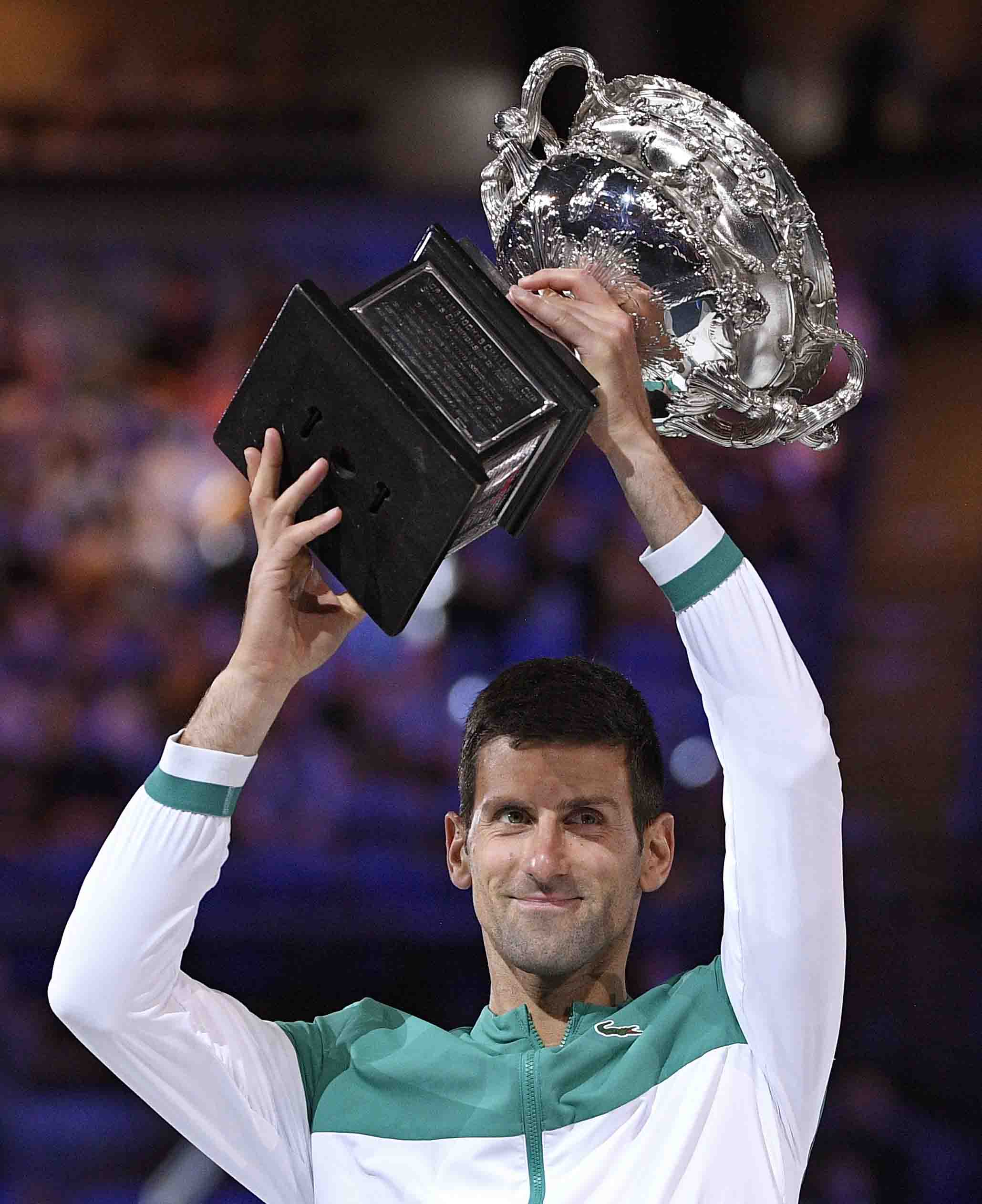 Novak Djokovic beats Medvedev for 9th Australian Open, 18th Slam