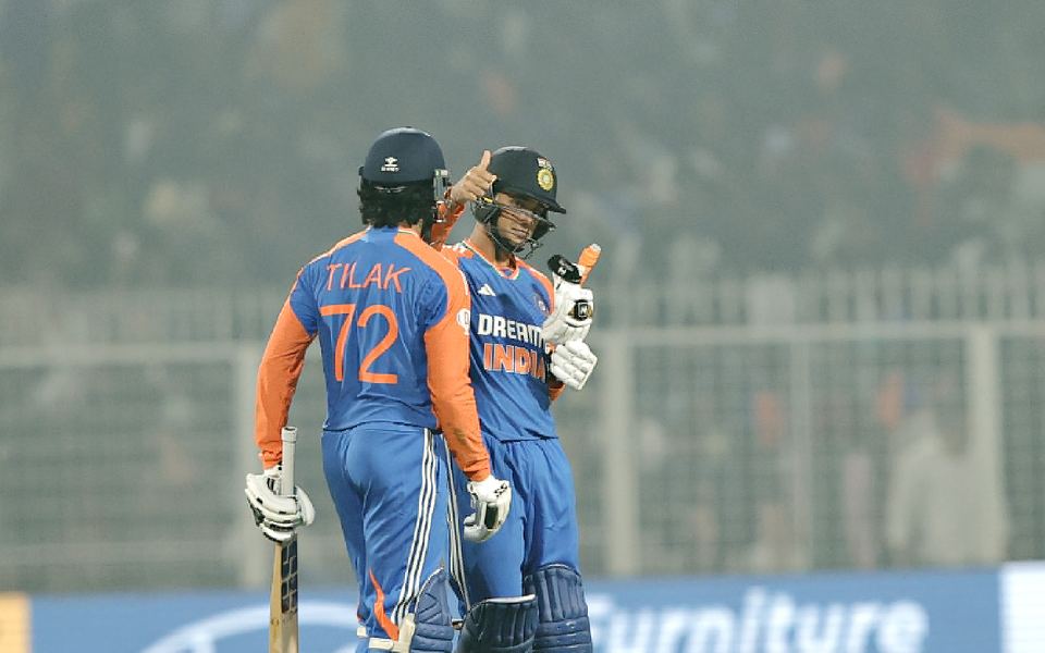 India beat England by seven wickets in first T20I