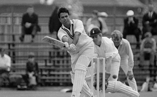 Former Pakistan captain Saeed Ahmed passes away