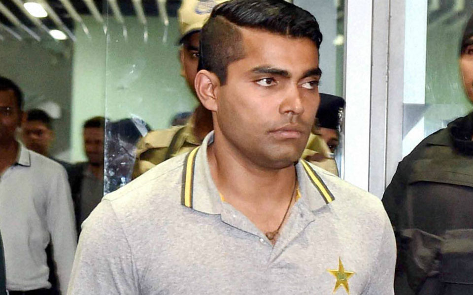 PCB summons Umar Akmal over fixing approach claim