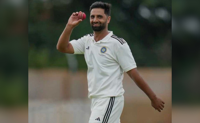 Ranji Trophy: Auqib Nabi takes seven wkts for J&K but MP strike back