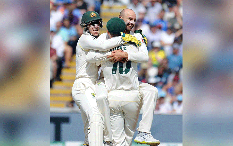 Australia win first Ashes Test against England by 251 runs