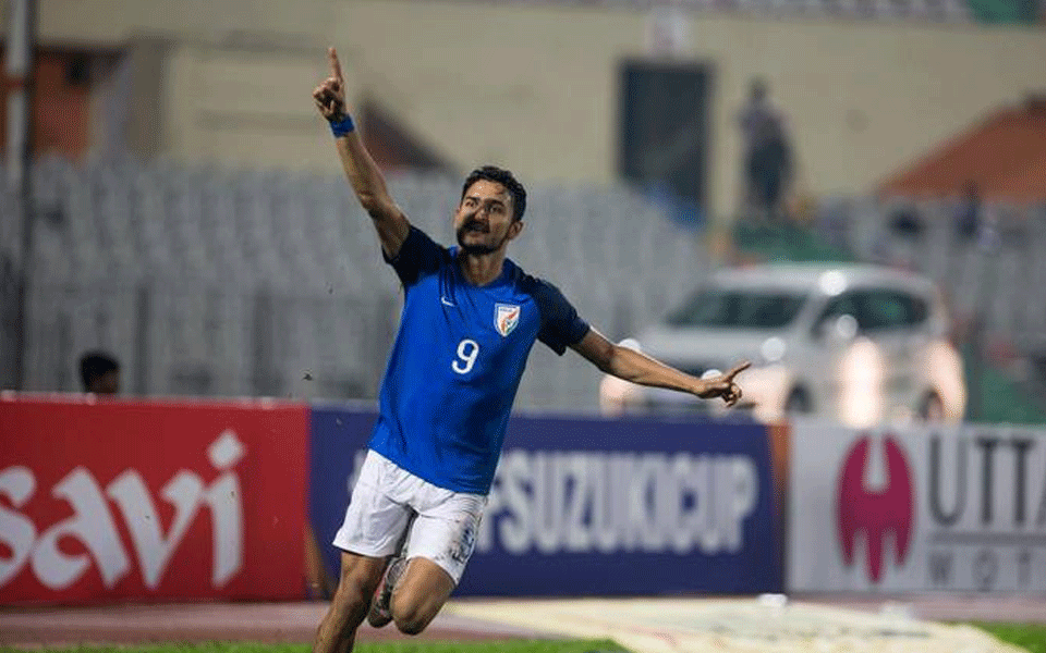 India beat Pakistan 3-1 to enter SAFF Cup final