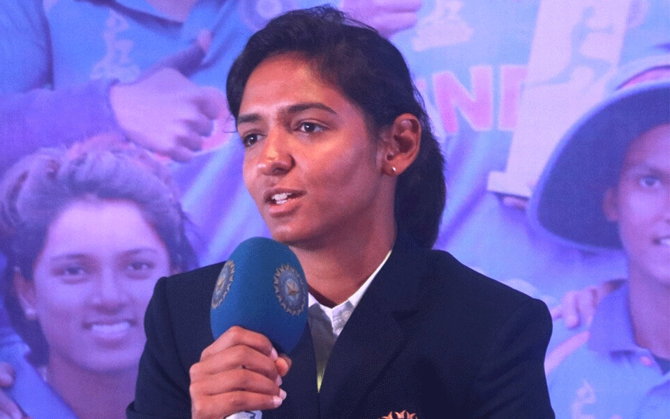 Fake degree: No action against woman cricketer Harmanpreet