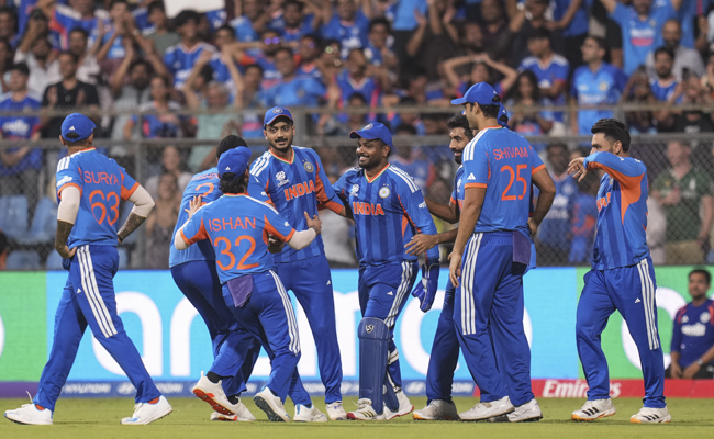 India defeats England in T20 WC Semifinal; Will face NZ in final at Ahmedabad