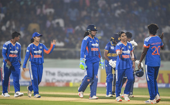 We're really working hard on fielding but don't know why we keep dropping catches: Harmanpreet