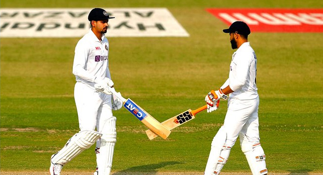 India 258-4 at stumps on day one of first Test