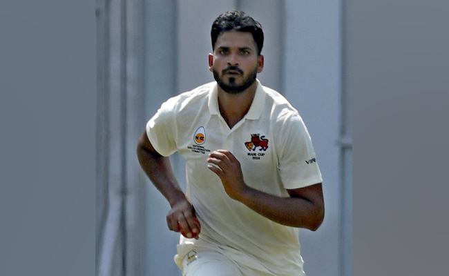 From driving an auto rickshaw to leading Mumbai's bowling attack, Juned hits the fast lane