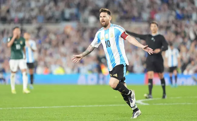 Messi mania grips Kolkata as thousands welcome Argentine icon at 2.26 am