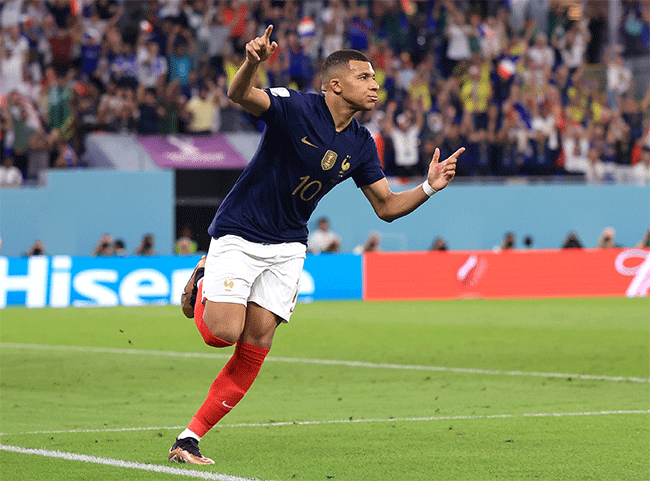 France advances to knockout stage of FIFA WC; defeats Denmark 2-1