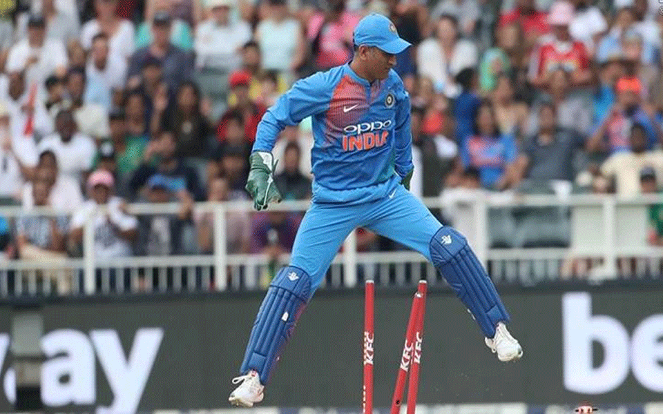 T-20 cricket: Dhoni breaks another World Record