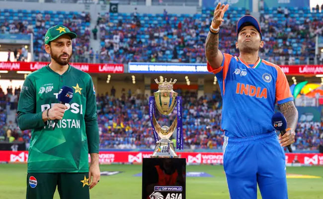 ICC right to pull up Pakistan for boycotting Indo-Pak fixture: Rajeev Shukla