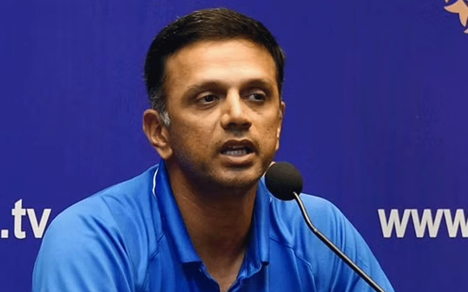 Dravid hints Shami as Bumrah's replacement subject to fitness