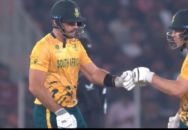 South Africa beat New Zealand by 7 wickets